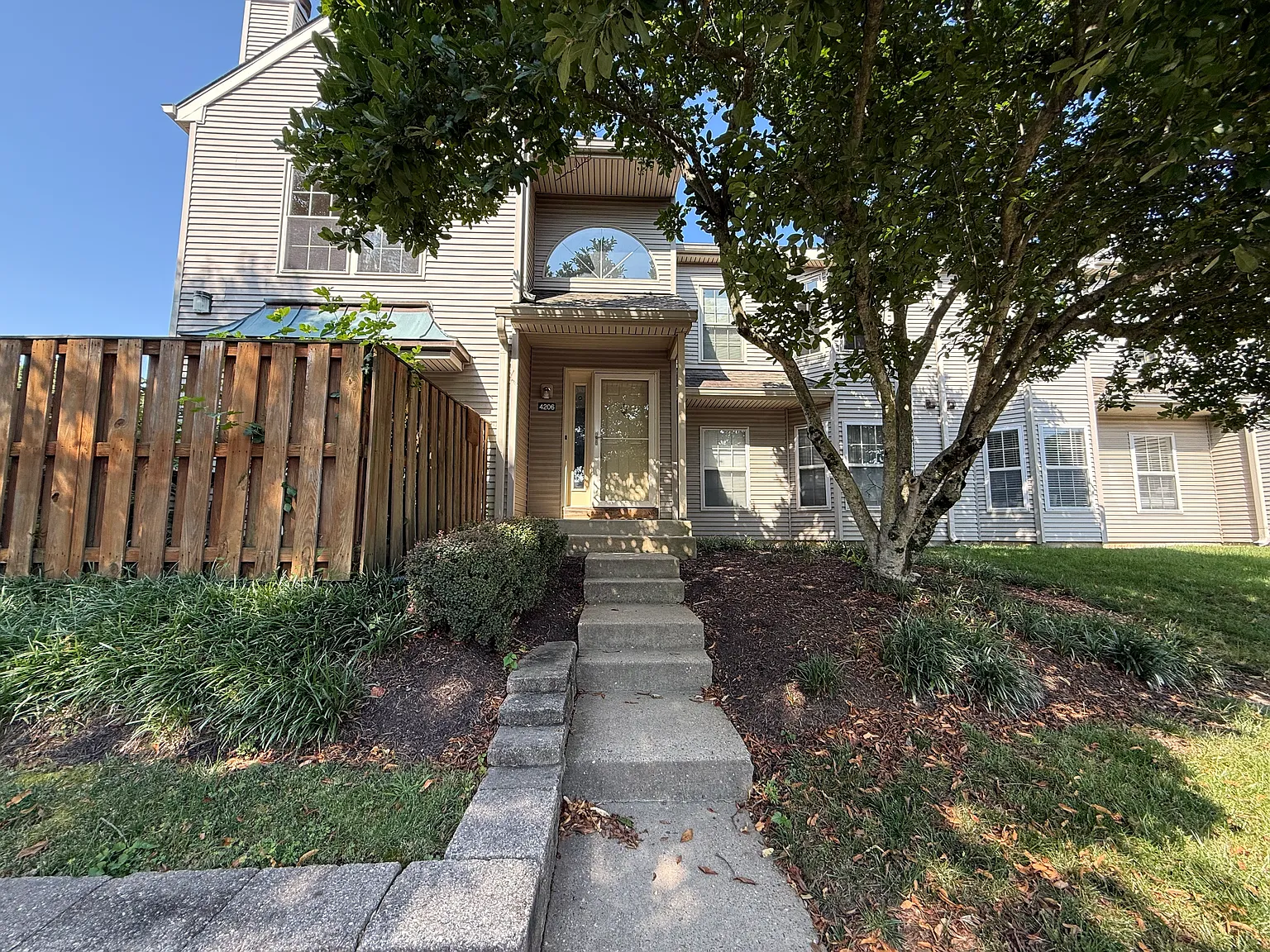 4206 Waltham Ct photo 1