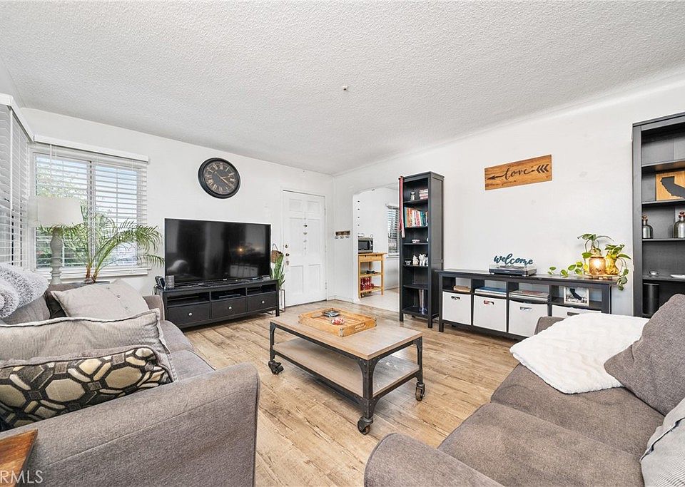1st image of 14715 Bellflower Blvd
