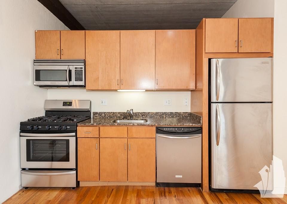 1st image of 630 N Franklin St #513JC