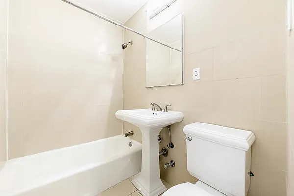 Rented by A&E Real Estate Management | media 8