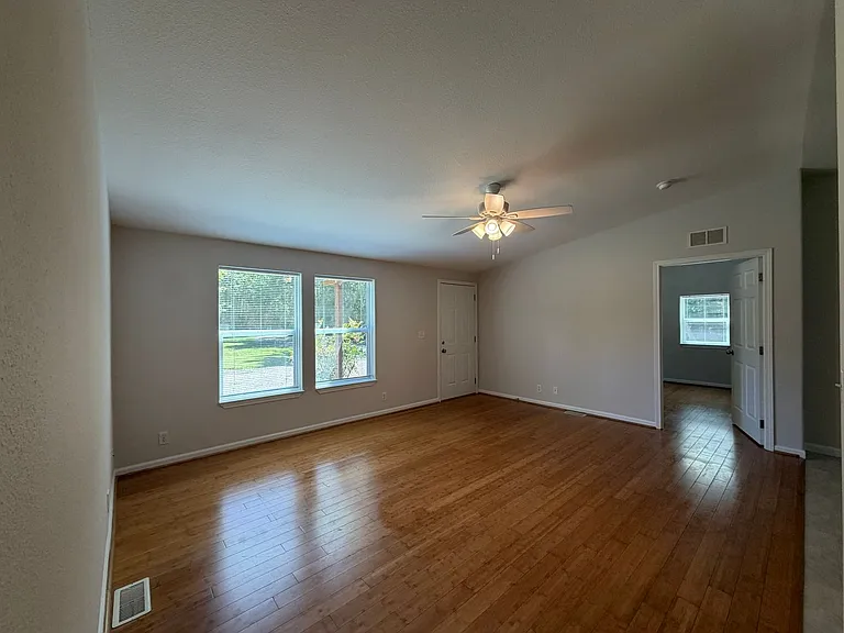 15820 SE 128th St — Photo 30