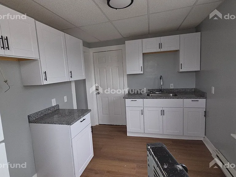 224 Main St #8 — Photo 12