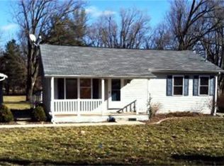 230 N Birks St, Decatur, IL 62522