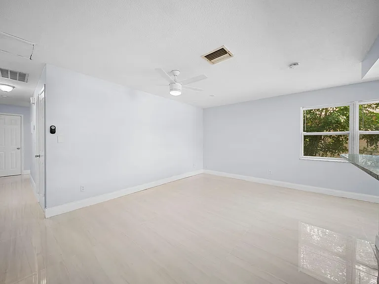 5454-5456 8th Ave — Photo 11