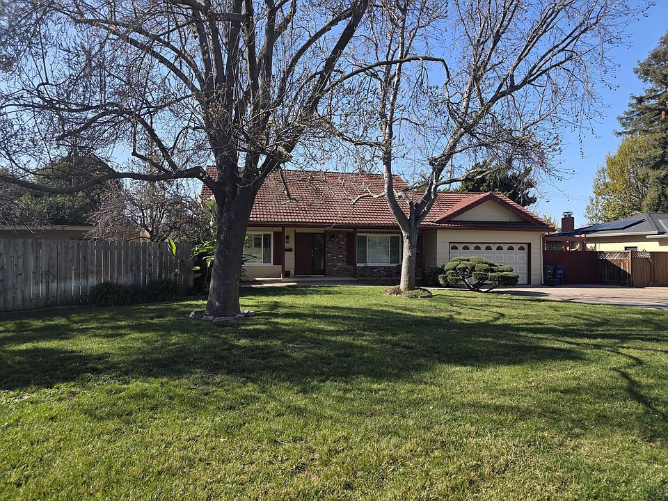 1st image of 1019 Bermuda Dr