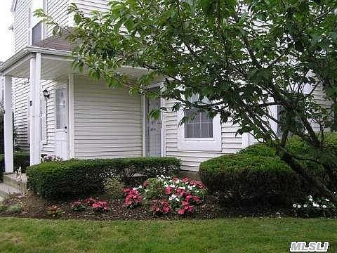 1st image of 66 Fairview Cir