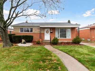 8621 August St, Westland, MI, 48185