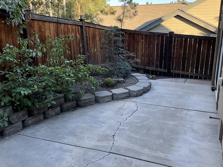 319 SW Chukar Ln — Photo 19