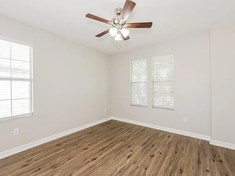 7721 Arcadia Trl — Photo 14