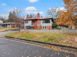 675 Chestnut St, Ashland, OR 97520