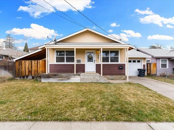 207 N Oregon St, Yreka, CA 96097