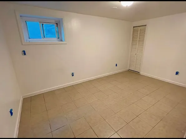 (undisclosed Address), Jamaica, NY 11436