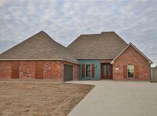 894 Eve Elizabeth Ln, Lake Charles, LA 70605