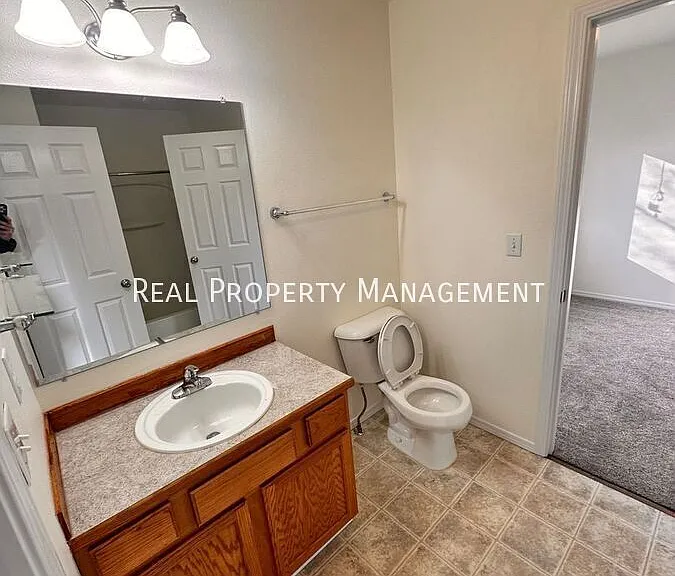 4808 Barrington Loop — Photo 18