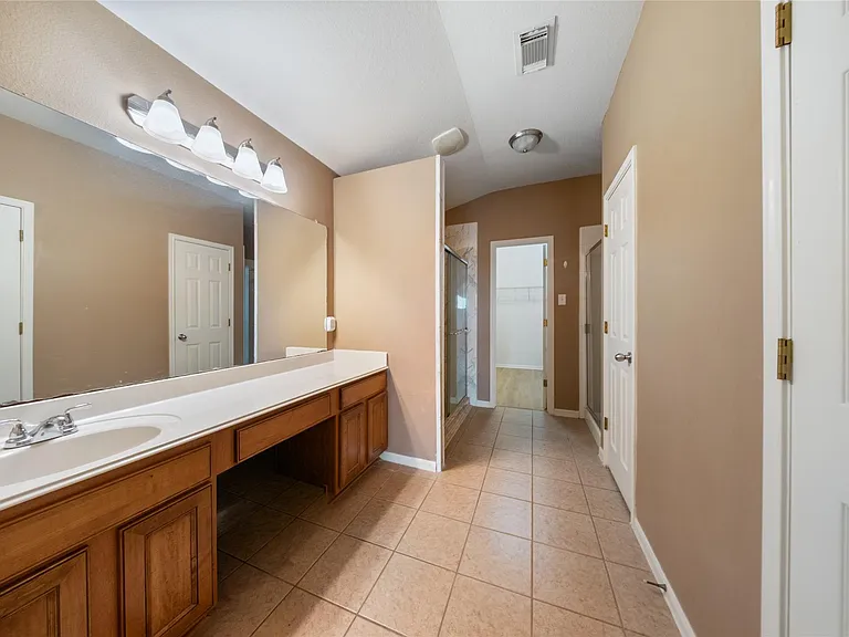 6007 Wilcox Point Ct — Photo 10