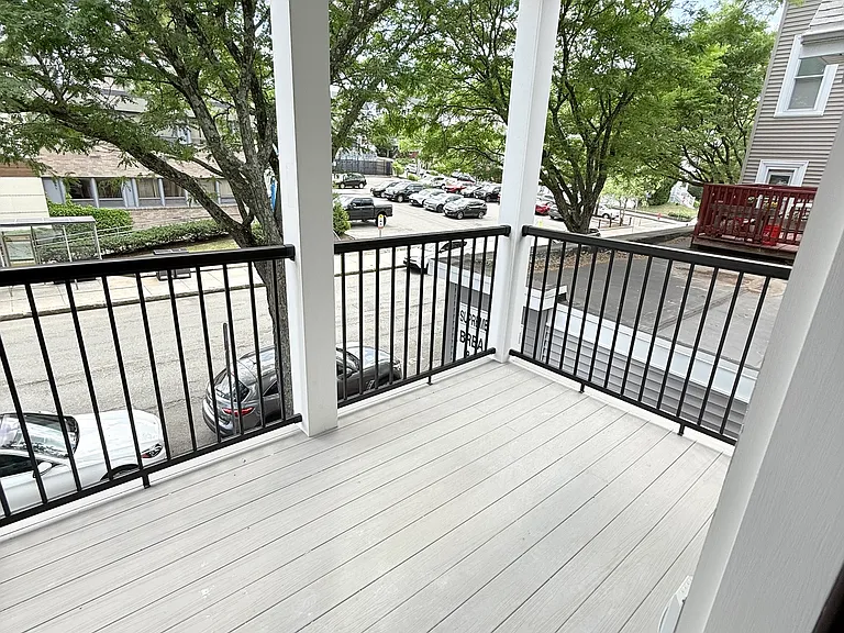 231 Highland Ave #4 — Photo 19
