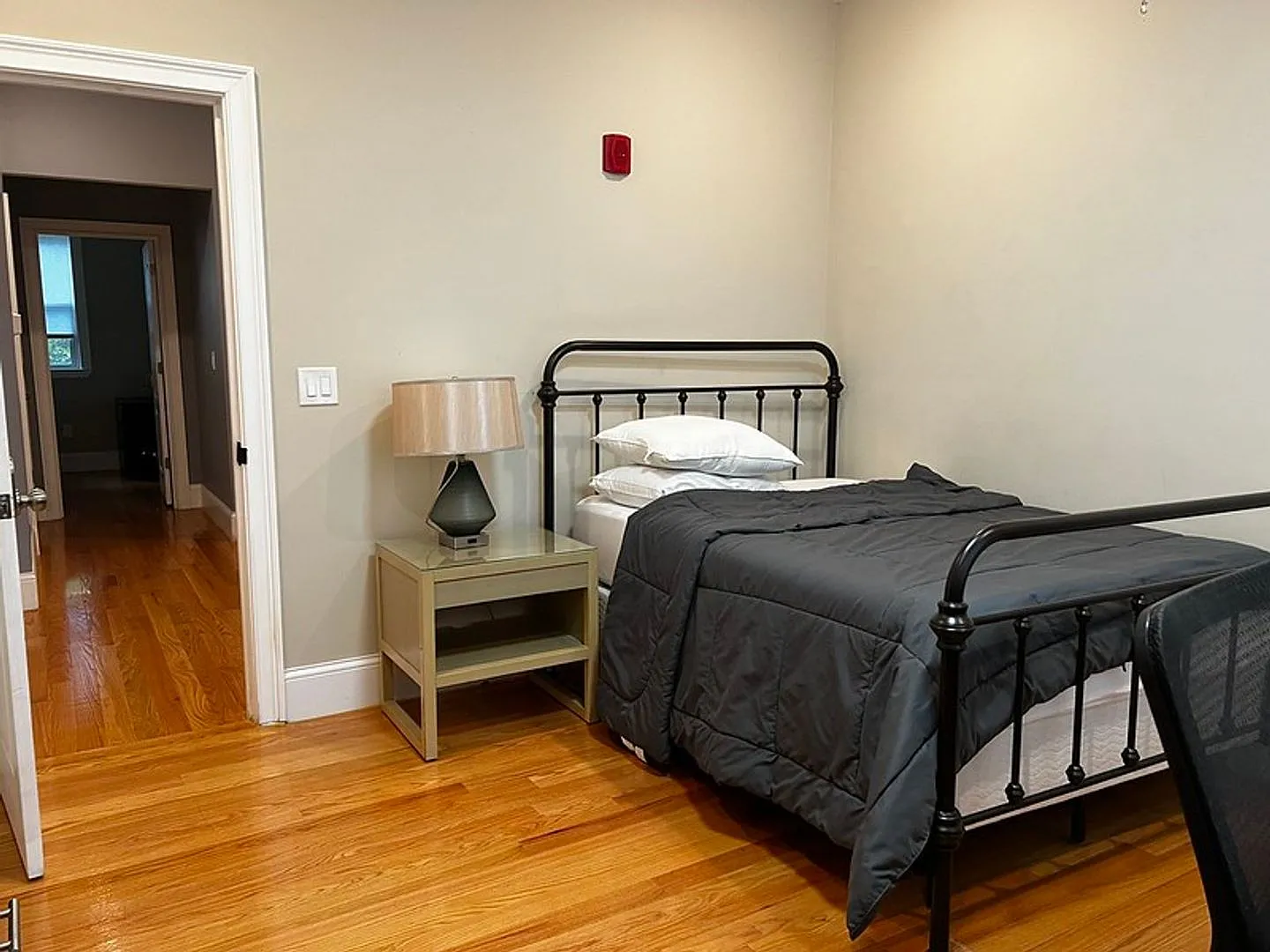 Recently Renovated Apt Near Downtown schools like NEU! See video — Photo 2