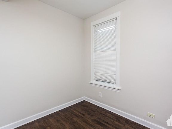 3rd image of 3121 N Kimball Ave #1