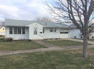 116 S Madison Ave, Pierre, SD 57501