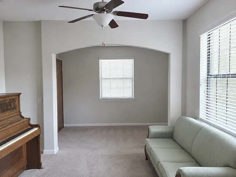 10021 Celtic Ash Dr — Photo 2
