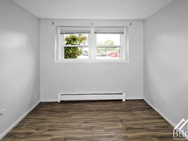 Prospect Street Apartments — Photo 56