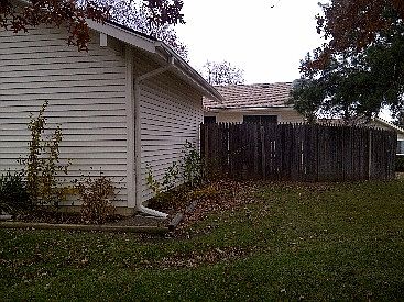 2nd image of 2505 S 160th Ct
