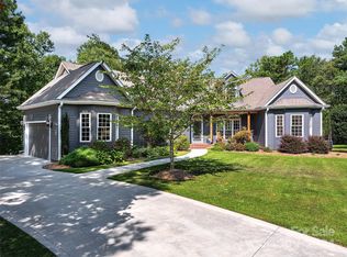 447 River Park Ln, Mill Spring, NC 28756