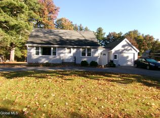 3075 Sunset Lane, Schenectady, NY 12303
