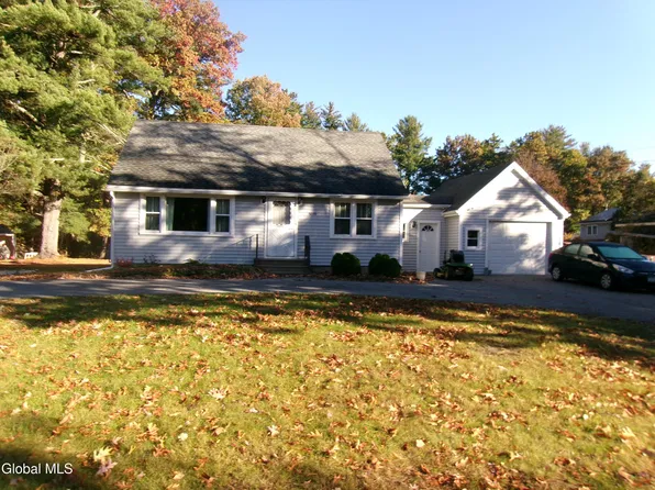 3075 Sunset Lane, Schenectady, NY 12303