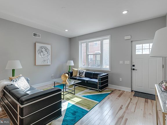 5th image of 1821 Latona St