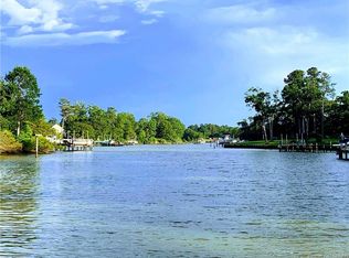 20 Waterford Dr, Urbanna, VA 23175