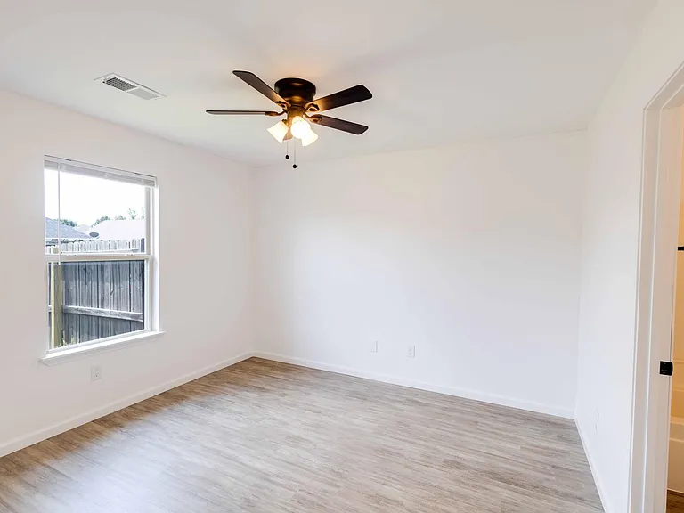 306 E Southern Trace Dr — Photo 15