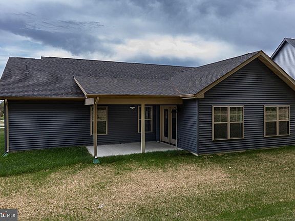 3rd image of 93 Haskell Dr