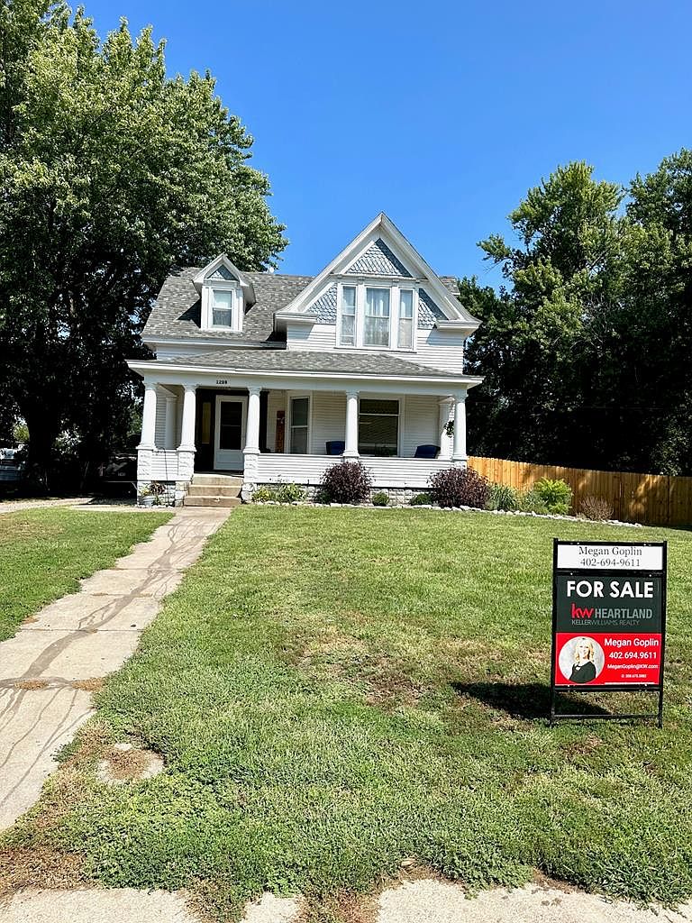 1208 Commercial St, Palmer, NE 68864 MLS 20230857 Zillow