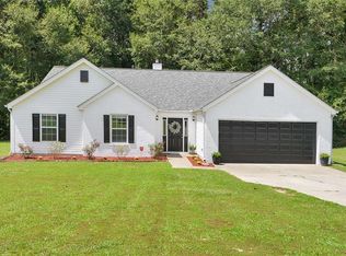 537 Crestbend Ln, Powder Springs, GA 30127