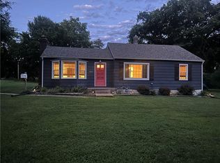 13811 Belmont Ave, Grandview, MO 64030
