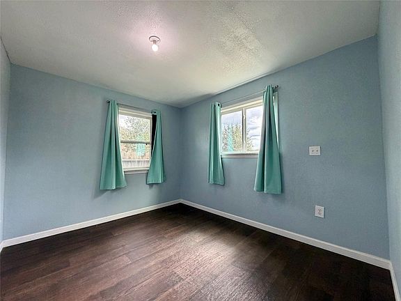 5th image of 4731 Colony Ln