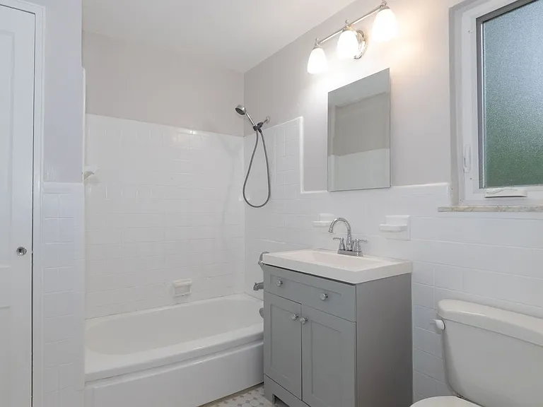 7 Stone Hill Rd #B — Photo 7