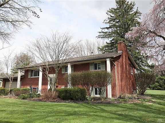 3rd image of 5895 Phillip Dr