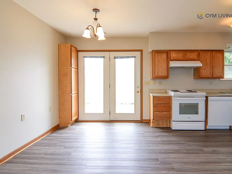 Crossings at Bellbrook Villas — Photo 18
