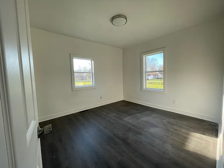 2201 E Harvard Ave — Photo 10