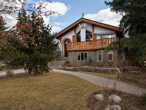 3rd image of 764 E Chestermere Dr