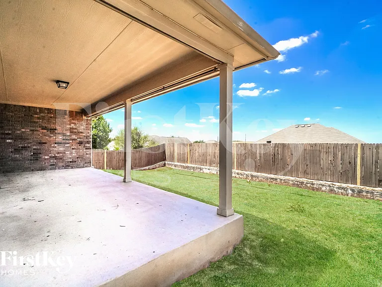 339 Primrose Way — Photo 15
