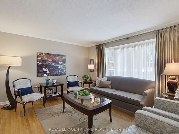 2nd image of 1463 Glenora Dr