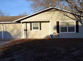 420 N Bluebonnet Dr, Kerrville, TX 78028