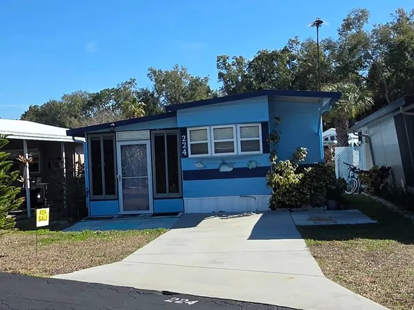 138 Travel Park Dr #224, Spring Hill, FL 34607