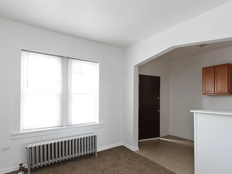 10201 S Saint Lawrence Ave #601-05 — Photo 9
