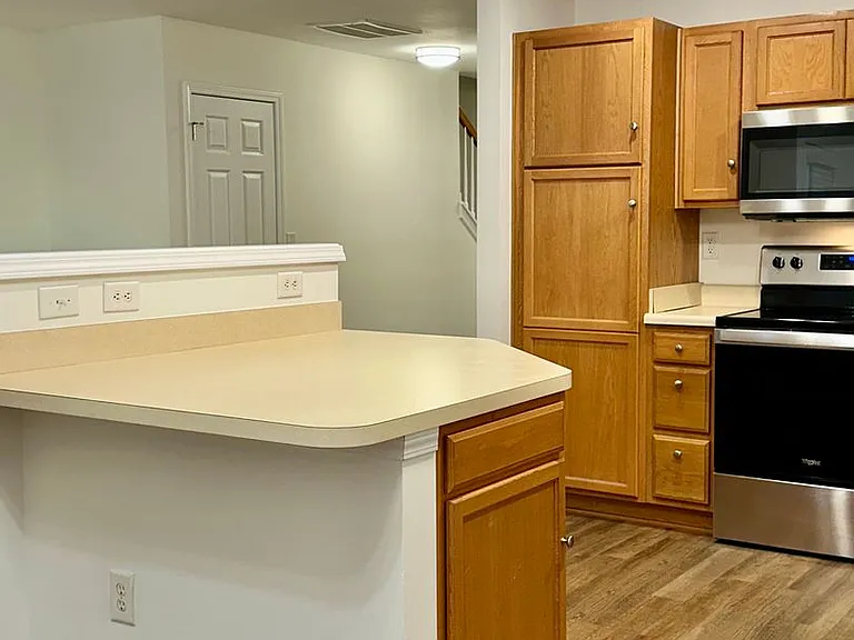 11812 Shoemaker Ct — Photo 13