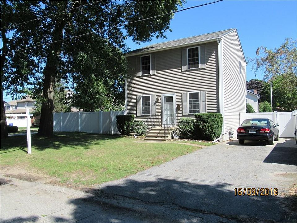 1st image of 12 Colton Dr
