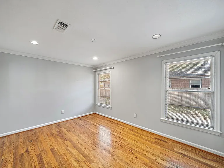 3115 Glen Haven Blvd — Photo 13